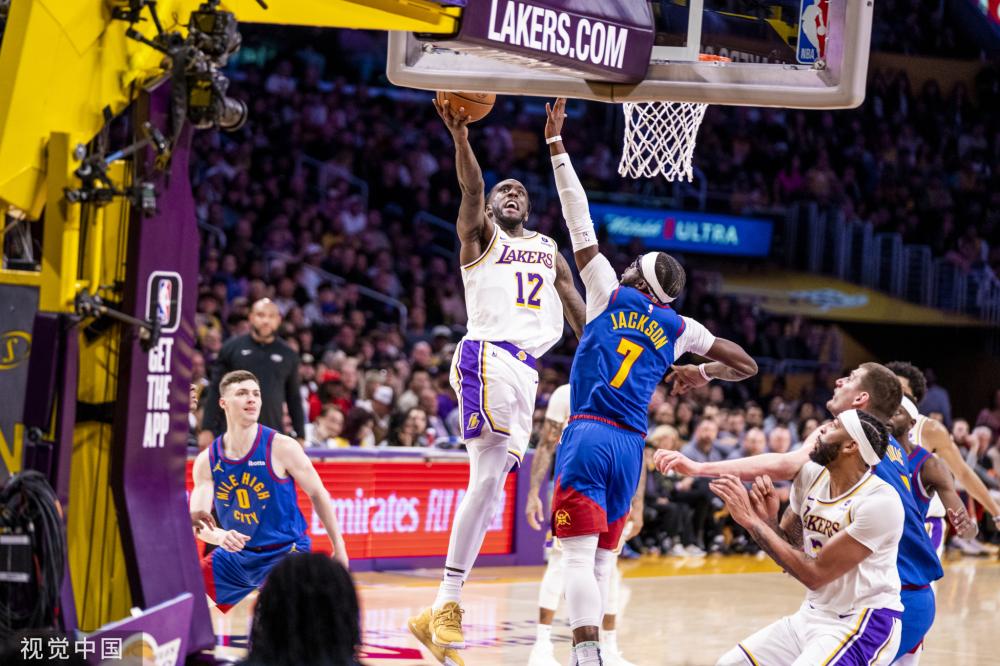 却始终饱受 却始终饱受